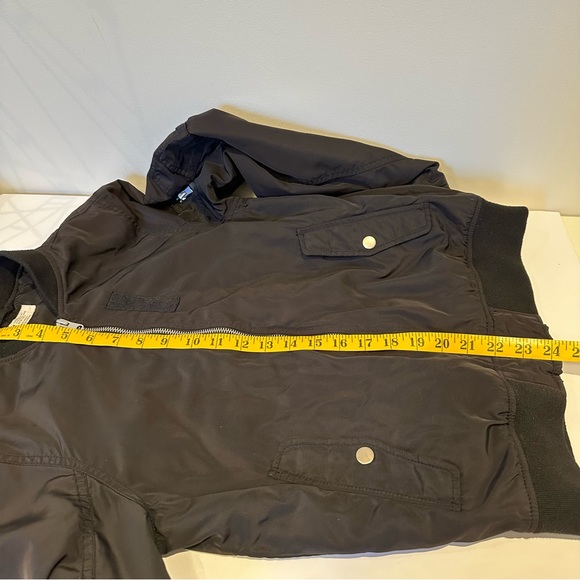 H&M Youth Lightweight Bomber Jacket Black Size 12-13Y - Picture 8 of 11